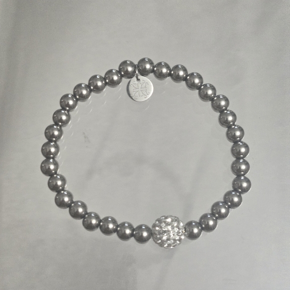 🖤3/$45🐝EMERSON PRISM GLOW WHITE EXTRA BEAD SILVER LOGO BRACELET CUFF SET - Picture 3 of 4